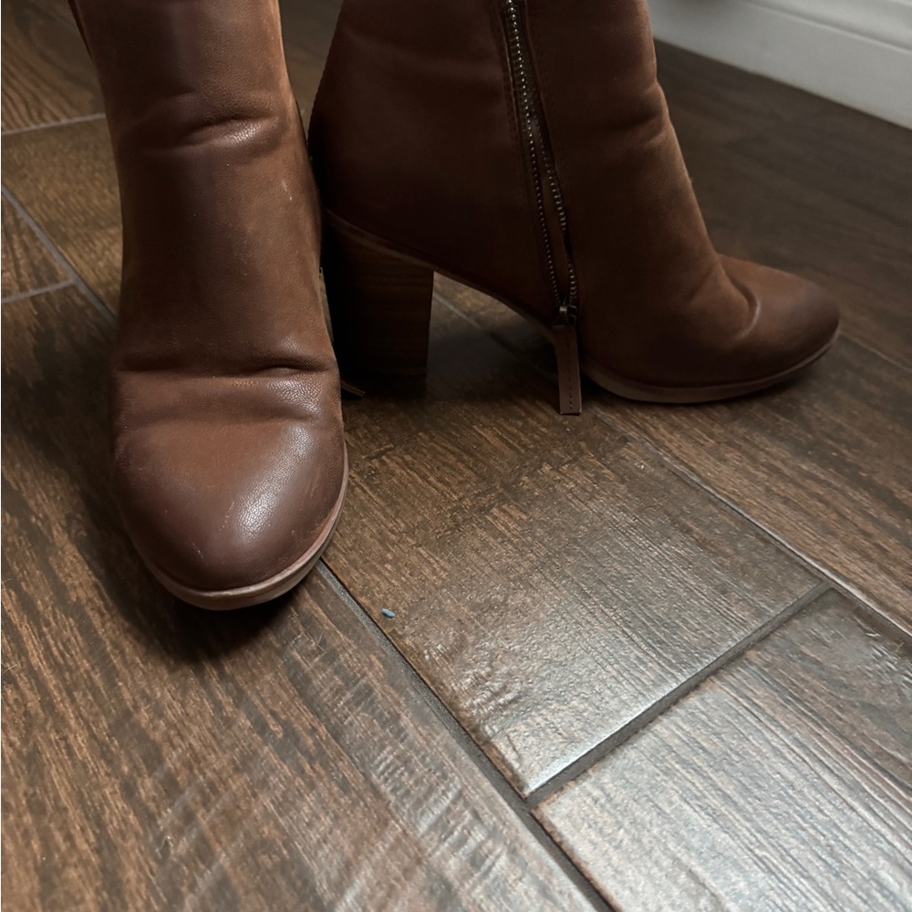 MIA Tan Leather Ankle Booties - Picture 3 of 5